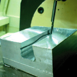 Actual machining of overhanging groove